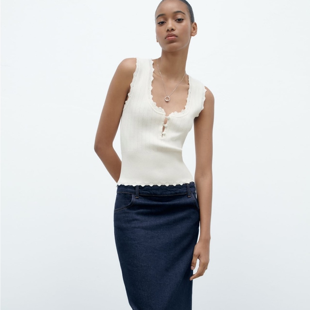 POINTELLE KNIT TOP